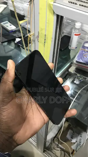 Apple iPhone 13 128 GB Noir