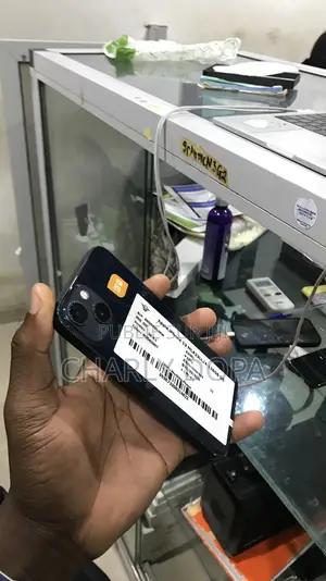 Apple iPhone 13 128 GB Noir