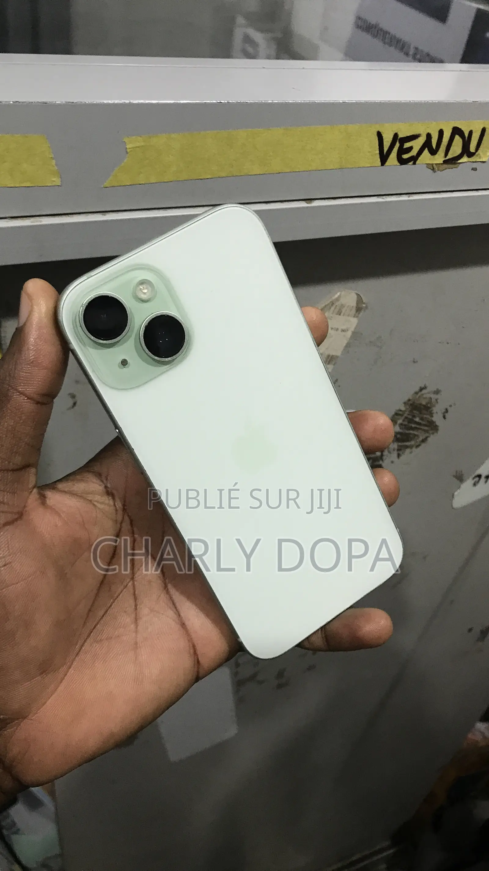 Apple iPhone 15 128 GB Vert