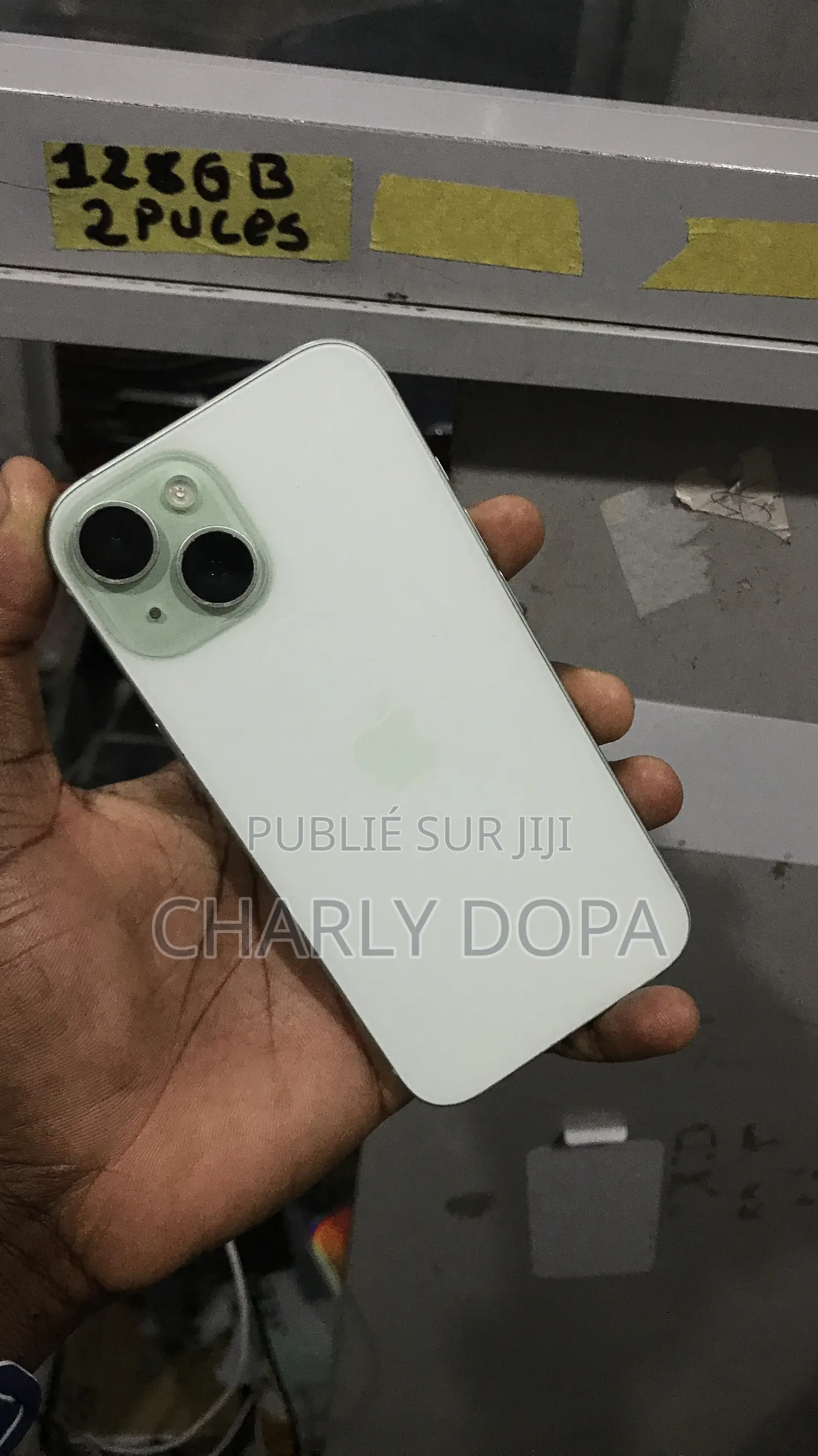 Apple iPhone 15 128 GB Vert