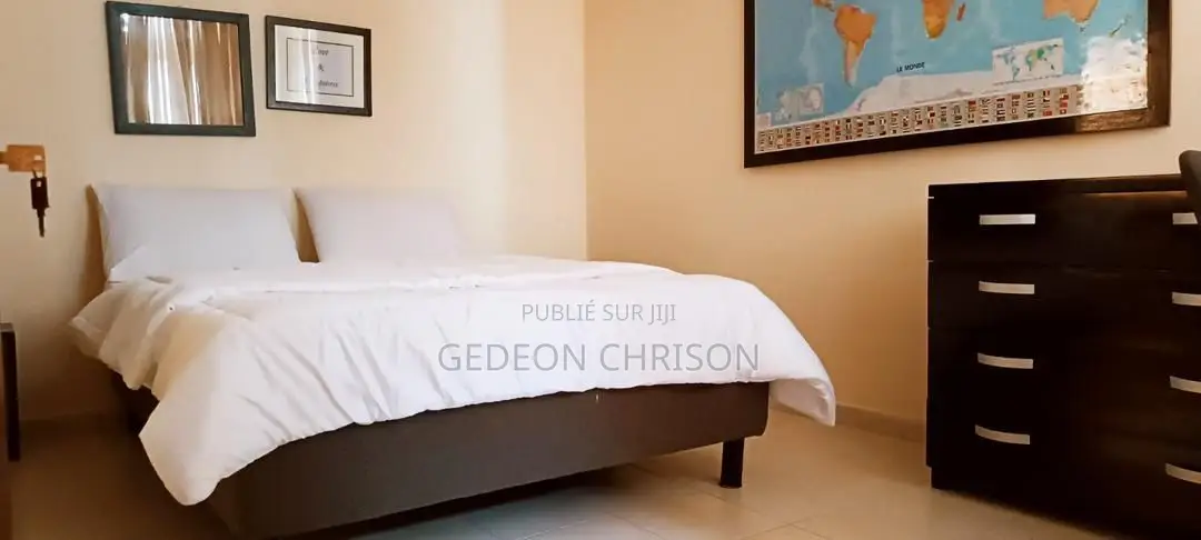 3chbre Appartement dans Cocody à Louer