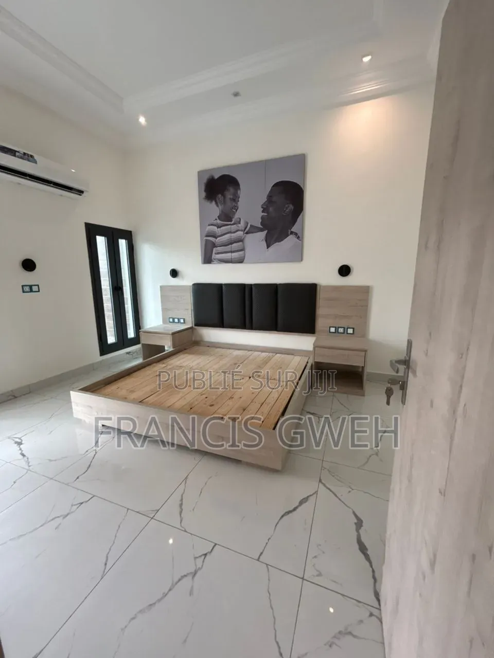 5chbre Duplex dans Francis Gweh, Cocody à Louer
