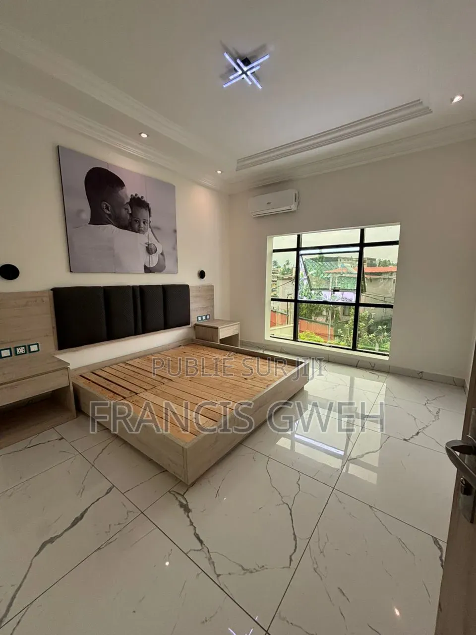 5chbre Duplex dans Francis Gweh, Cocody à Louer