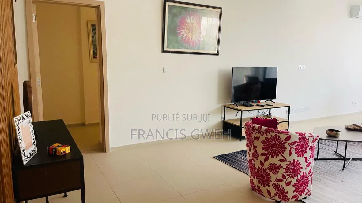 3chbre Appartement dans Francis Gweh, Cocody à Louer