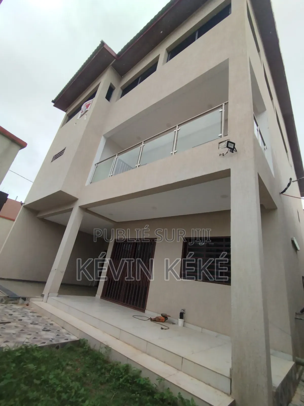 6chbre Duplex dans Grâces Immobilier, Bingerville à Louer