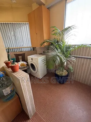 Meublé 1chbre Appartement dans Francis Gweh, Cocody à Louer