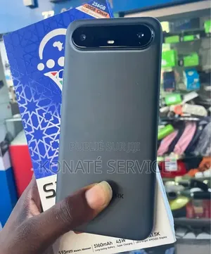 Nouveau Tecno Spark Slim 256 GB Gris
