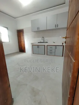 4chbre Duplex dans Grâces Immobilier, Bingerville à Louer