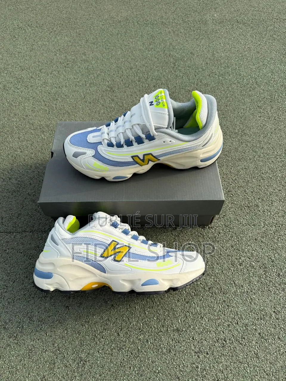 New Balance 1000