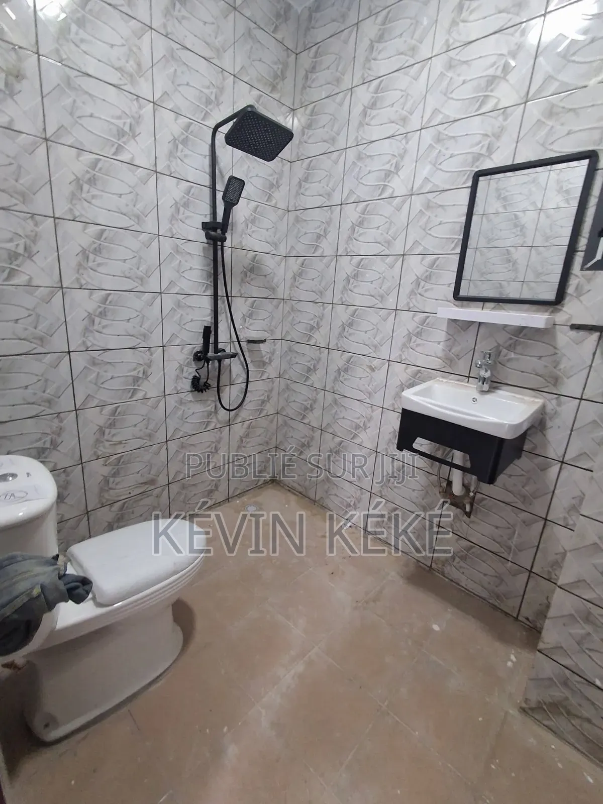 1chbre Studio dans Grâces Immobilier, Bingerville à Louer