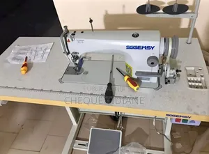 Machine À Coudre