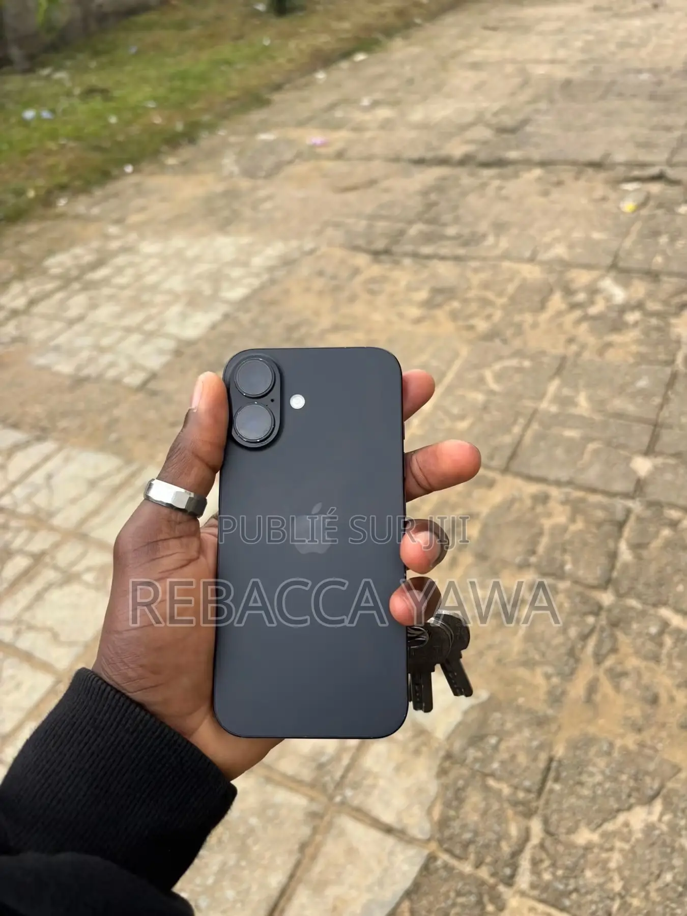 Nouveau Apple iPhone 16 128 GB Noir