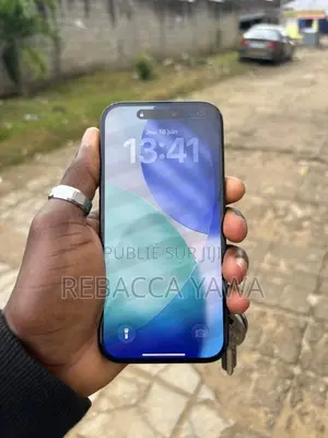Nouveau Apple iPhone 16 128 GB Noir
