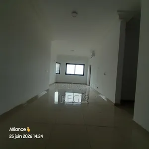 3chbre Appartement dans Klay'Service, Cocody à Louer