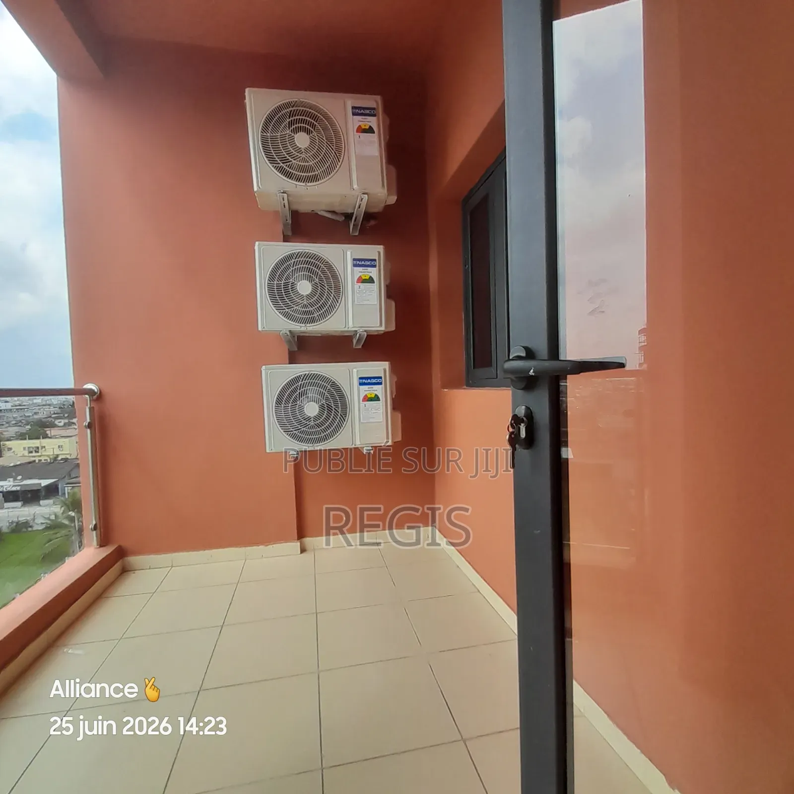 3chbre Appartement dans Klay'Service, Cocody à Louer