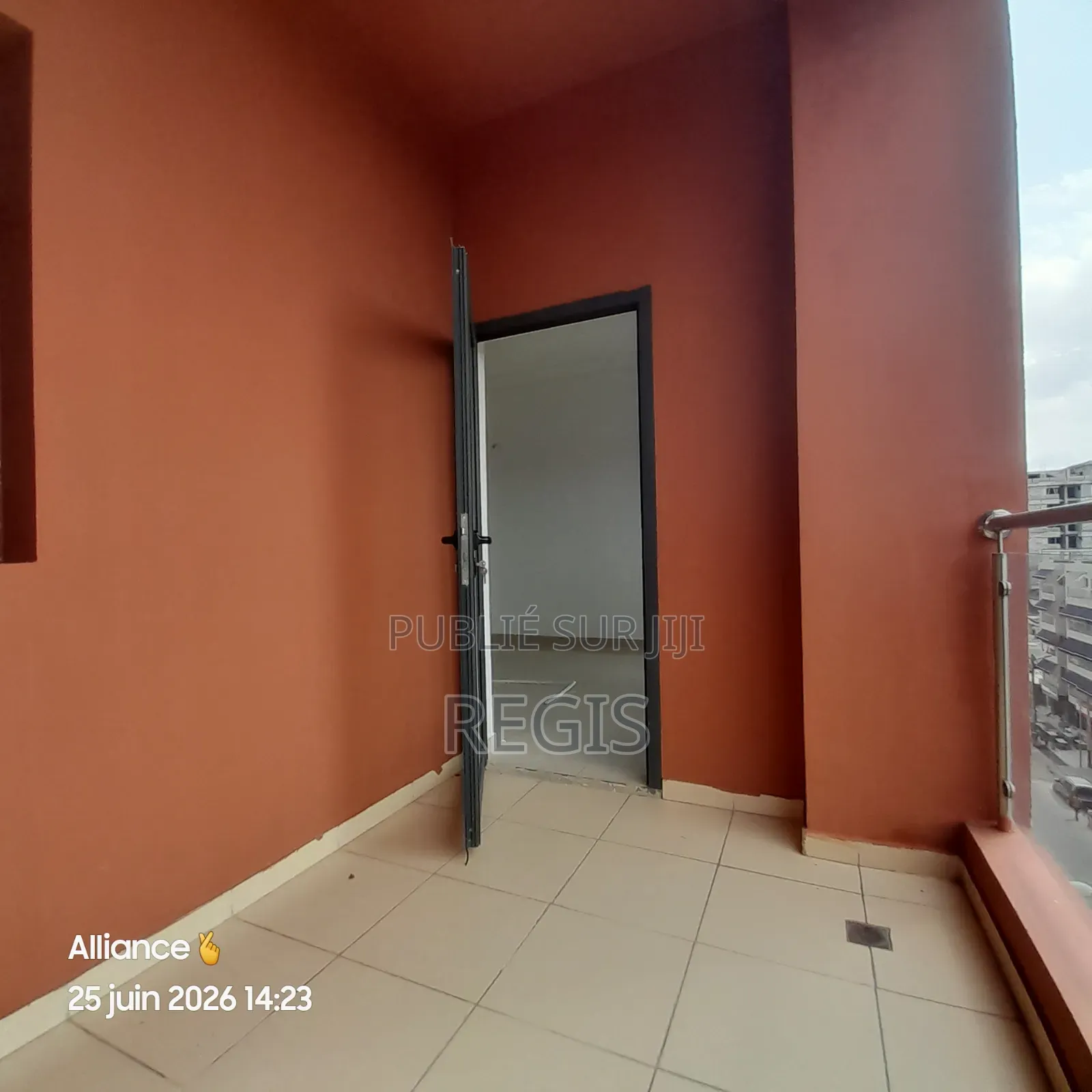 3chbre Appartement dans Klay'Service, Cocody à Louer