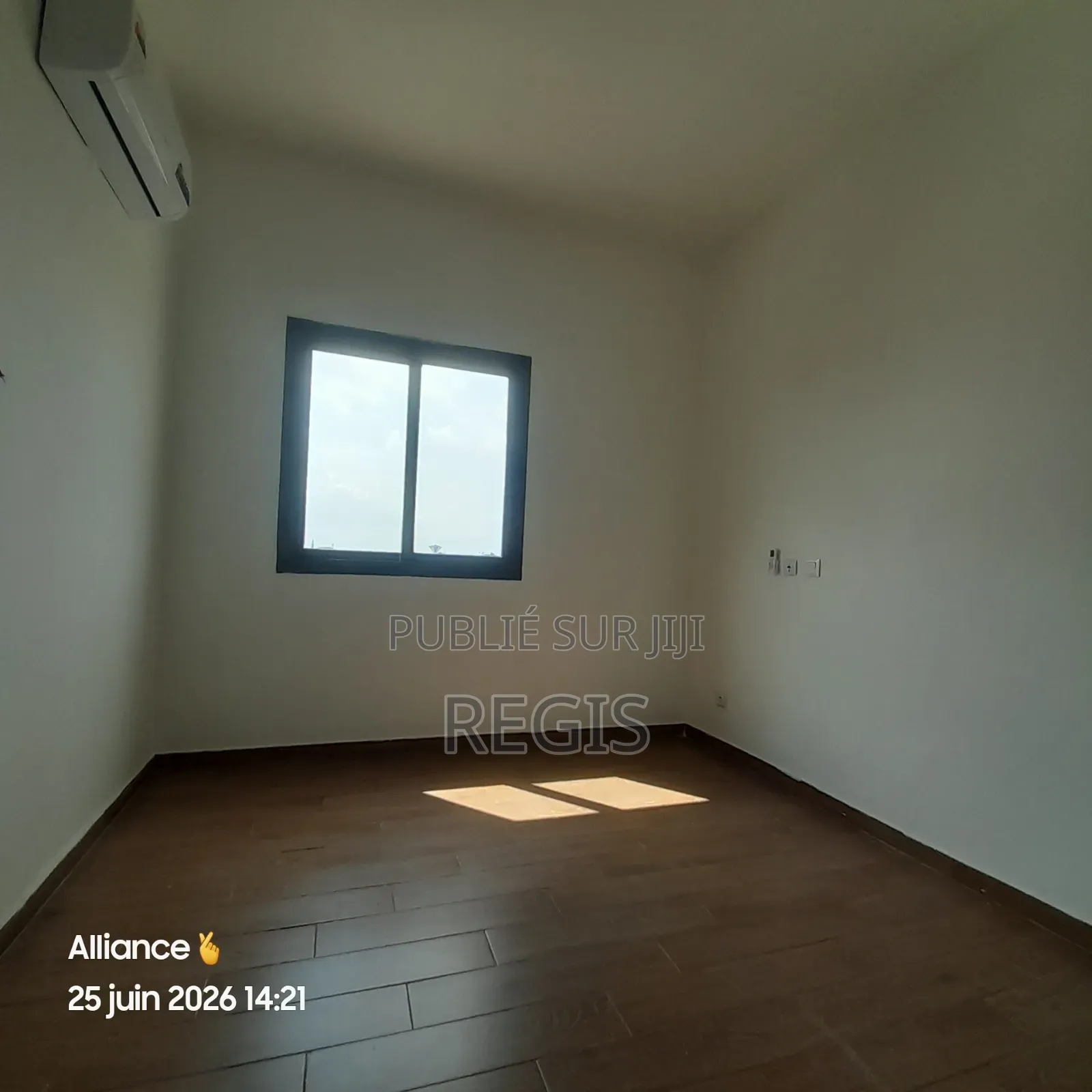 3chbre Appartement dans Klay'Service, Cocody à Louer