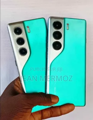 Nouveau Tecno Camon 40 256 GB Bleu