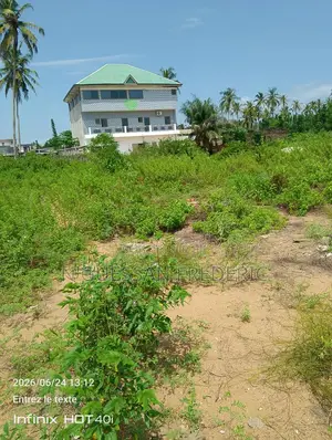 Mondoukou 2 Hectares Avec Acd en Vente