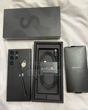 Nouveau Samsung Galaxy S22 Ultra 256 GB Noir
