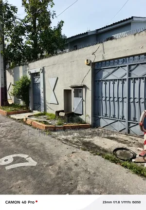 4chbre Duplex dans Cité Abri 2000, Cocody à Vendre