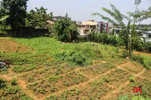 Terrain en Vente a La Riviera 4