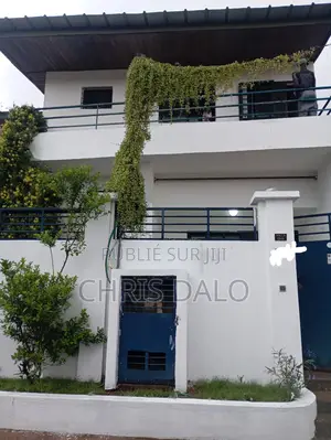 4chbre Duplex dans Entrepreneur Djôlo, Bingerville à Louer