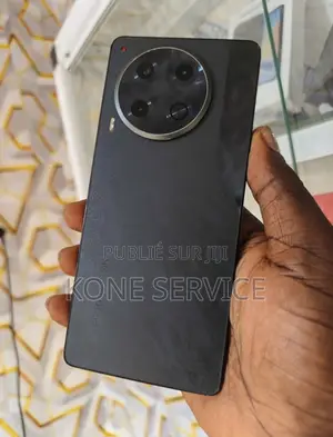 Nouveau Tecno Camon 30 256 GB Noir