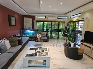 7chbre Villa dans Cocody à Louer