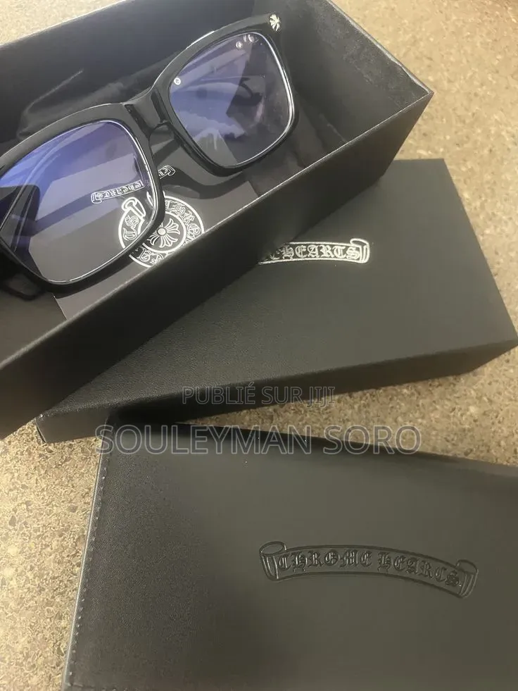 Lunettes Chrome Hearts
