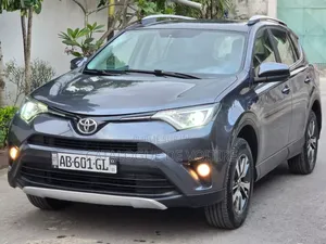 Toyota RAV4 2018 Blanc