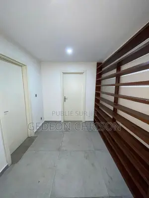 2chbre Appartement dans Cocody à Louer
