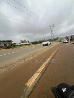 A Vendre Terrain Clôturé De 400m2 Disponible a Bingerville