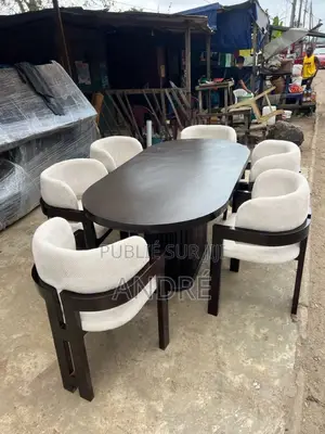 Commode De Bébé De Très Bonne Qualité