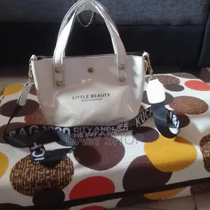 Je Brade Mes Sacs 2 À Sacsmain À 3000 F