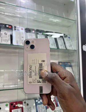 Apple iPhone 13 128 GB Rose