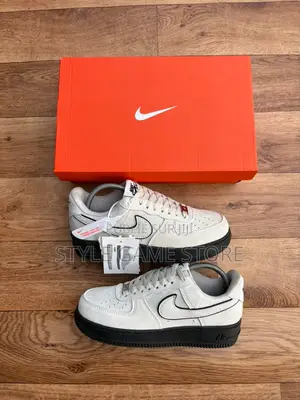 Nike Air Force