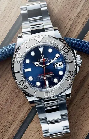 Montre De Style Luxe Pour Homme