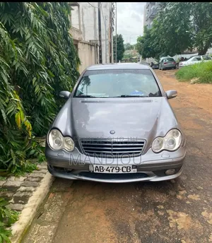 Mercedes-Benz C200 2004 Gris