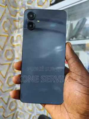 Nouveau Samsung Galaxy A06 128 GB Noir