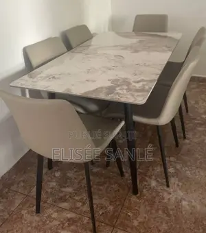 Table À Manger Moderne Avec 6 Chaises