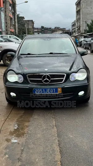 Mercedes-Benz C200 2004 Noir