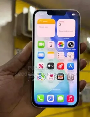 Nouveau Apple iPhone 13 256 GB Bleu