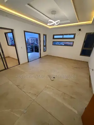 2chbre Appartement dans Cocody à Louer