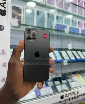 Nouveau Apple iPhone 12 128 GB Noir