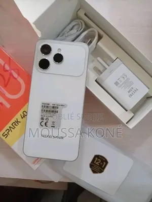 Nouveau Tecno Spark 40 128 GB Argenté