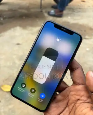Nouveau Apple iPhone X 64 GB Noir