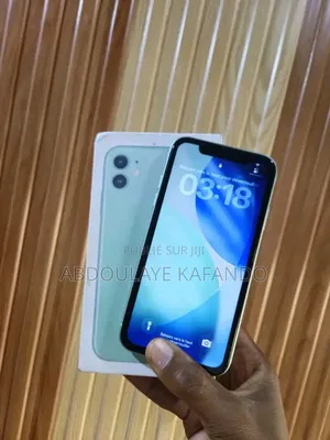 Nouveau Apple iPhone 11 128 GB Violet