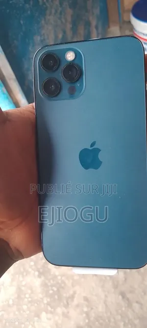 Nouveau Apple iPhone 12 Pro 128 GB Bleu