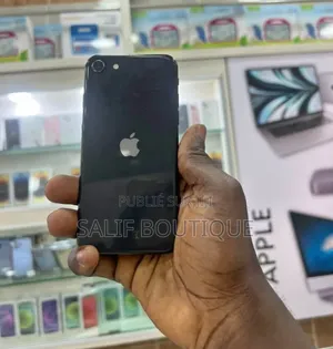 Nouveau Apple iPhone SE (2022) 128 GB Noir